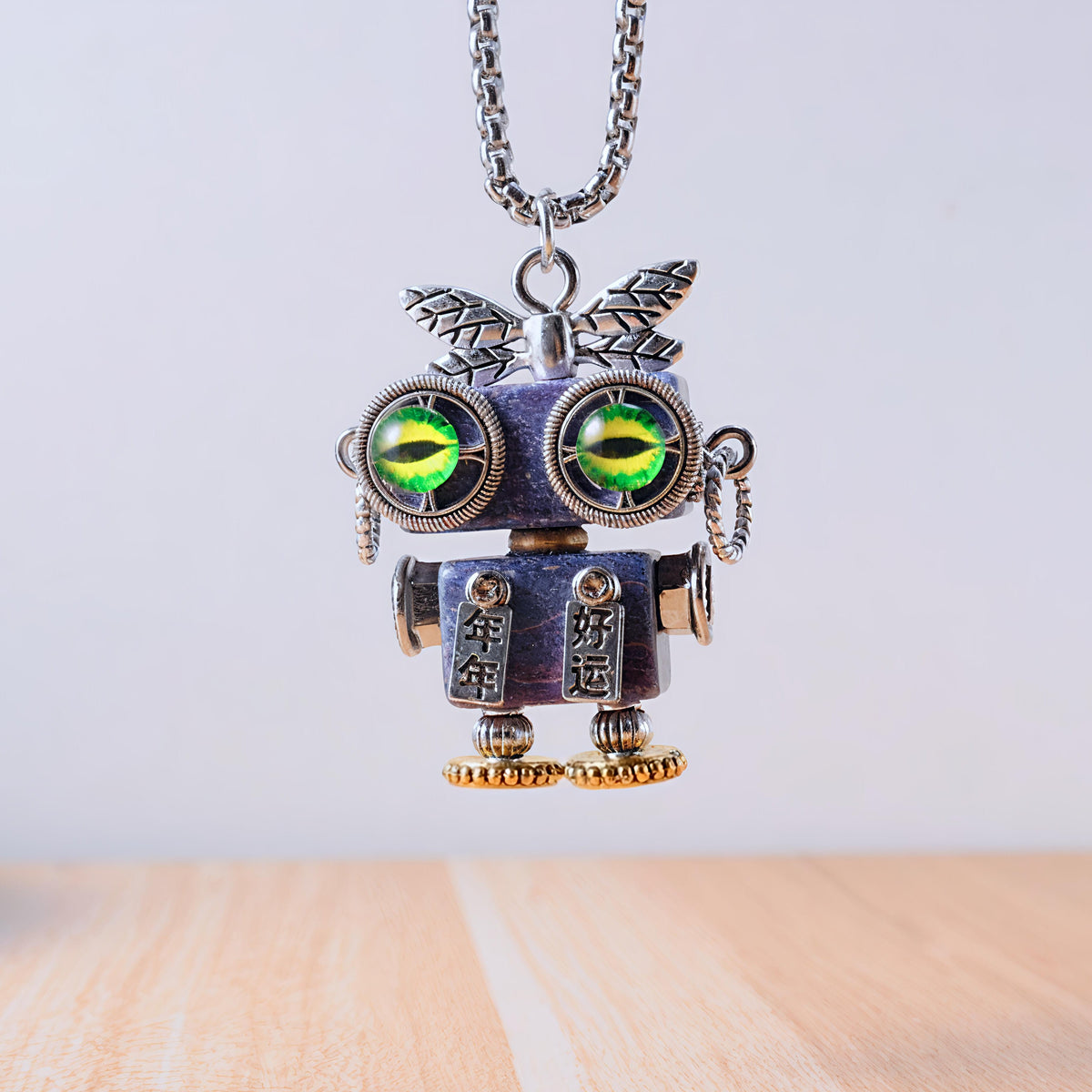 OWLERY PENDANT