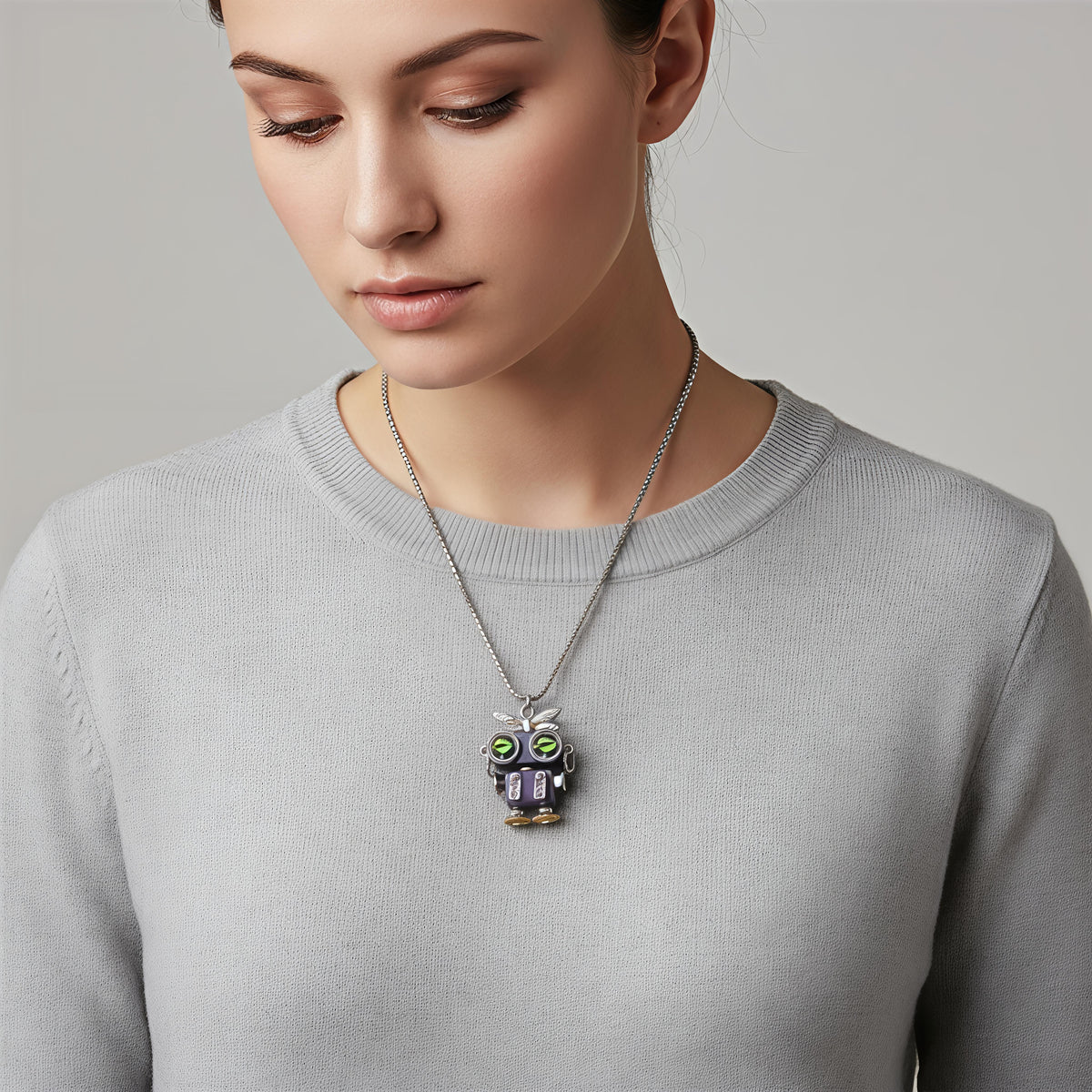 OWLERY PENDANT