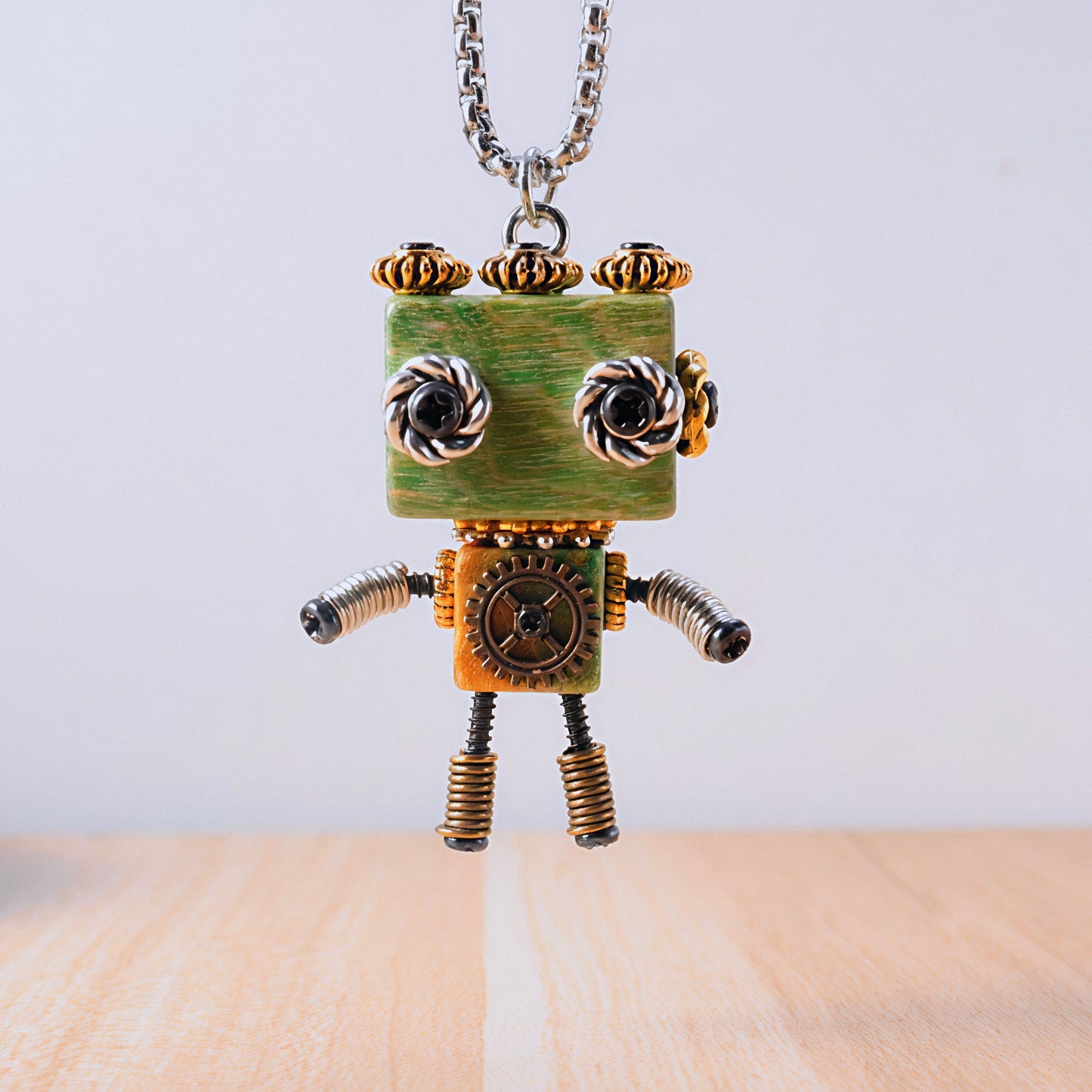 OWLERY PENDANT